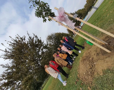 Rožnati oktober in zasaditev ¨rožnatega drevesa¨ tudi v Gornji Radgoni 3